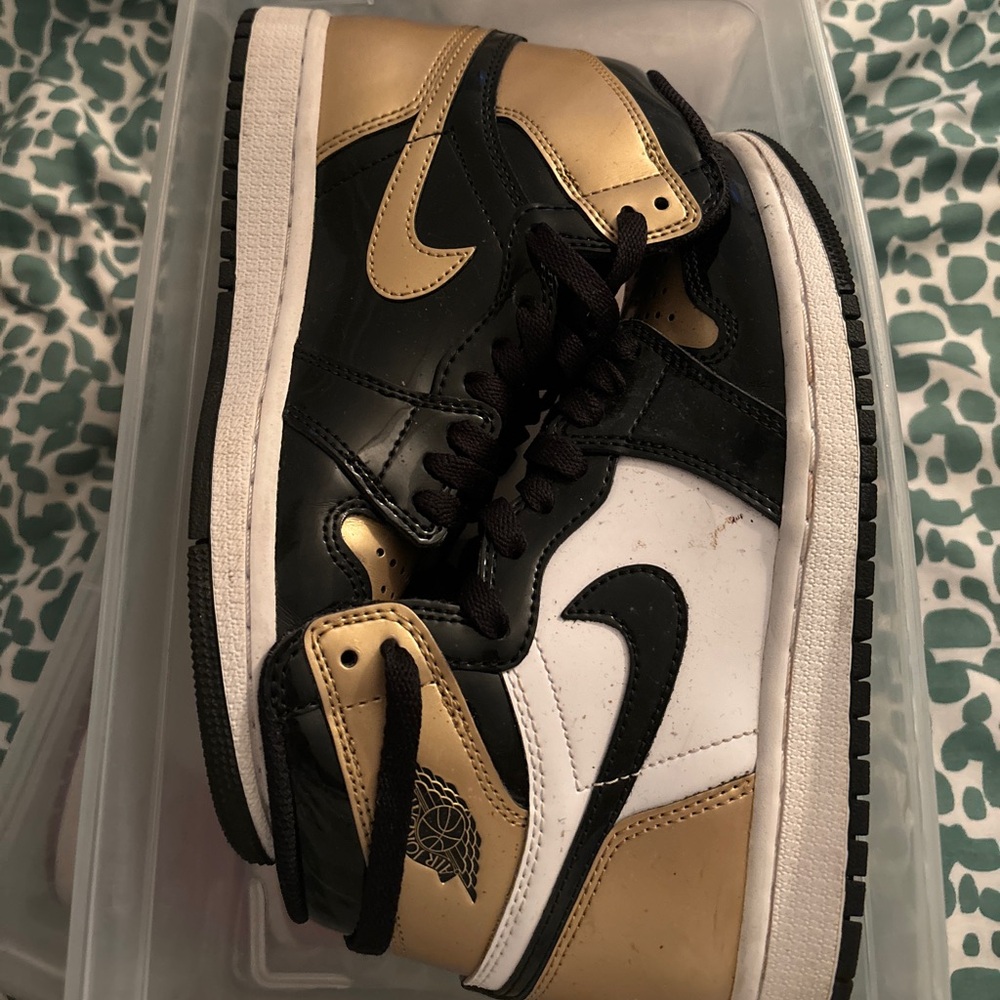 Jordan 1s